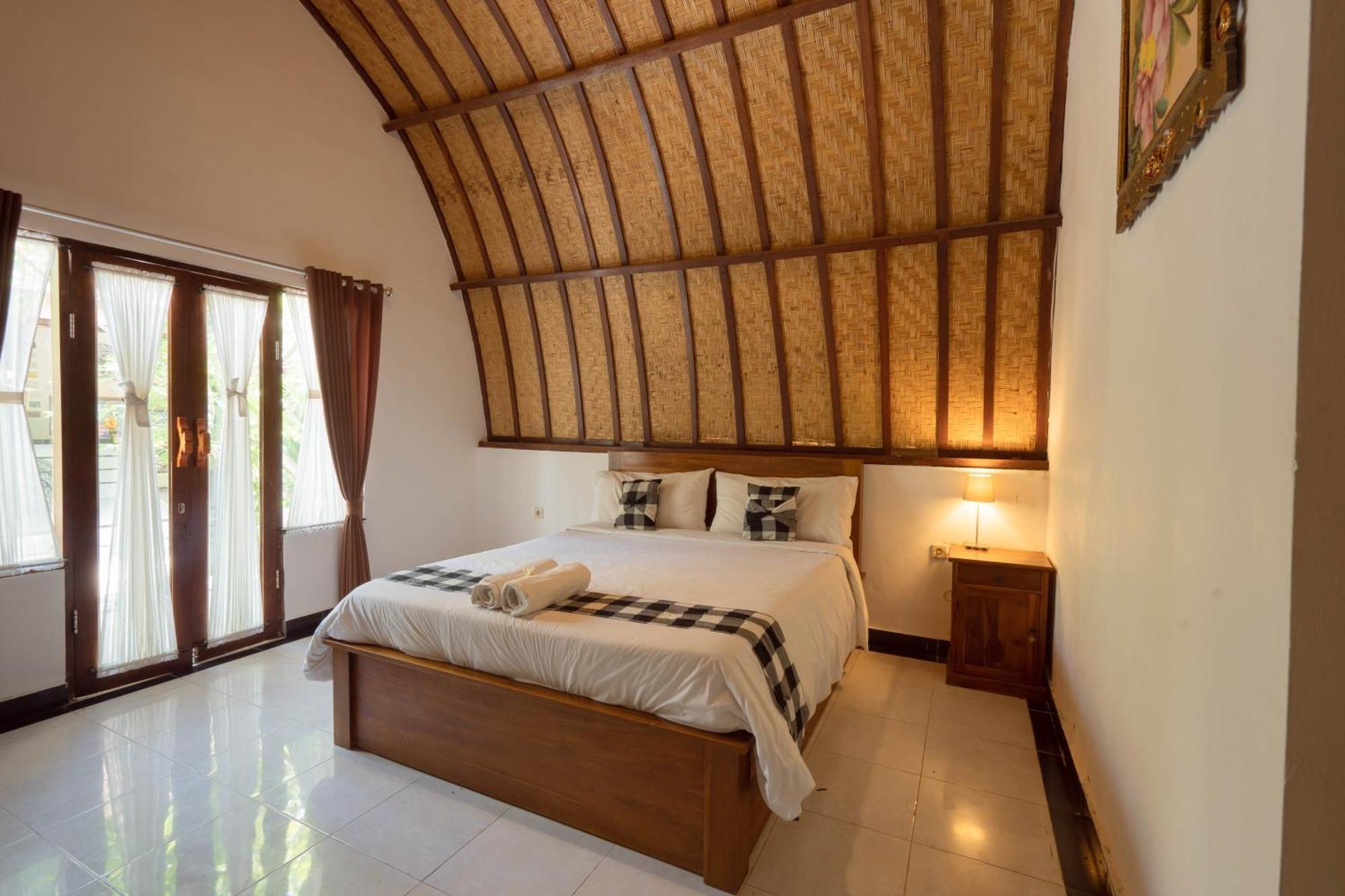 Ratu Cottage By Ourstory Travels Batununggul エクステリア 写真