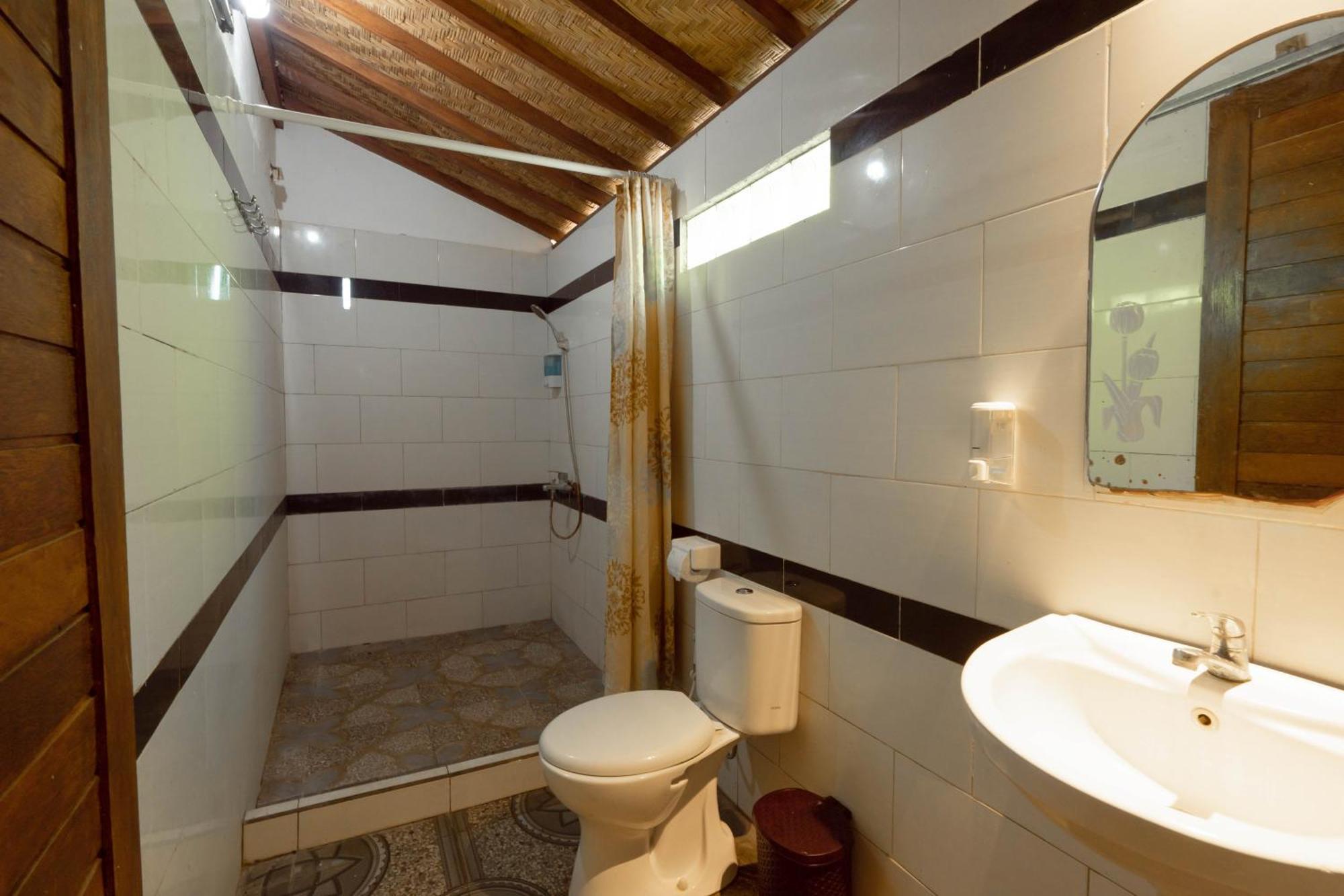 Ratu Cottage By Ourstory Travels Batununggul エクステリア 写真