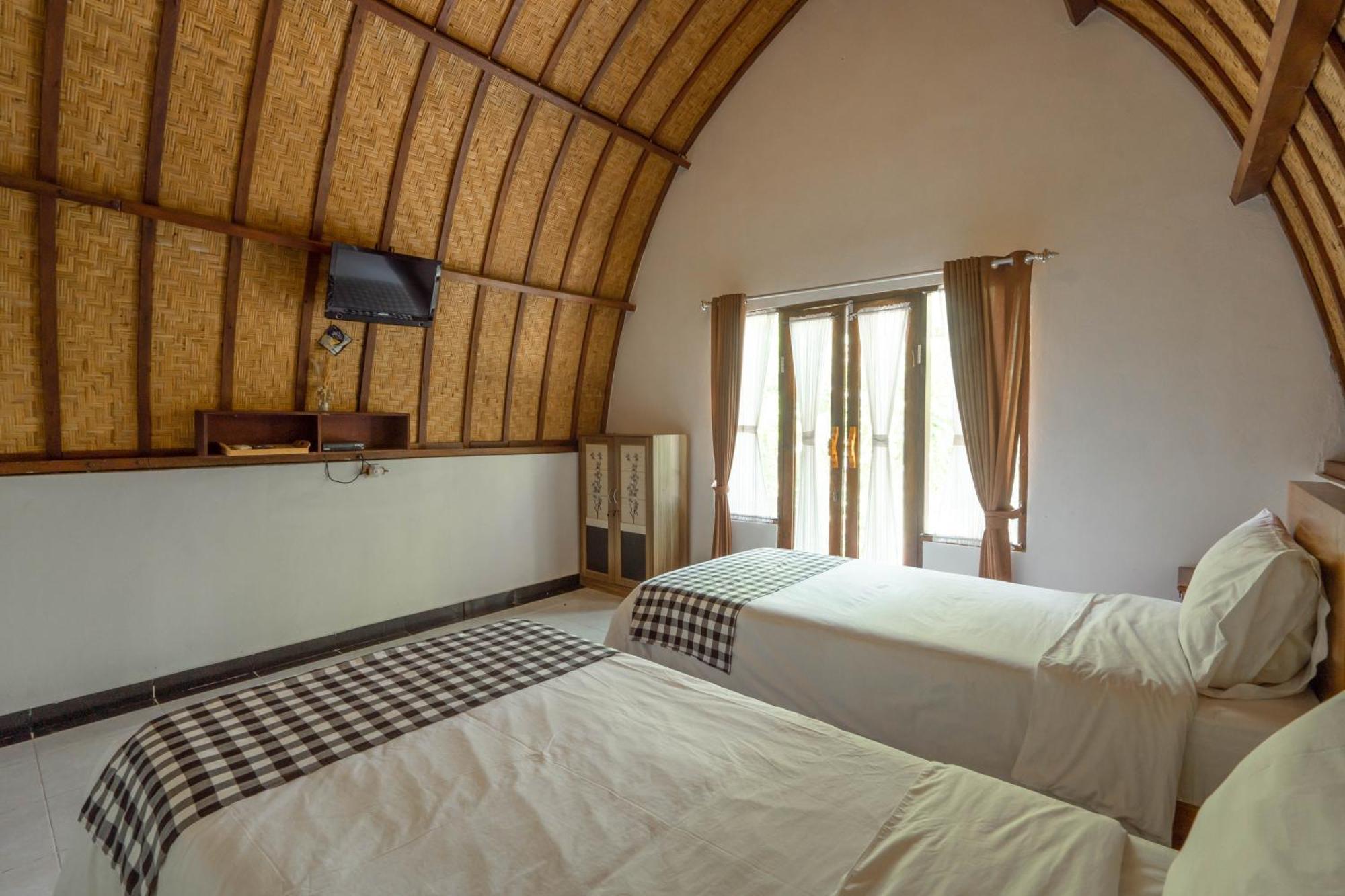Ratu Cottage By Ourstory Travels Batununggul エクステリア 写真