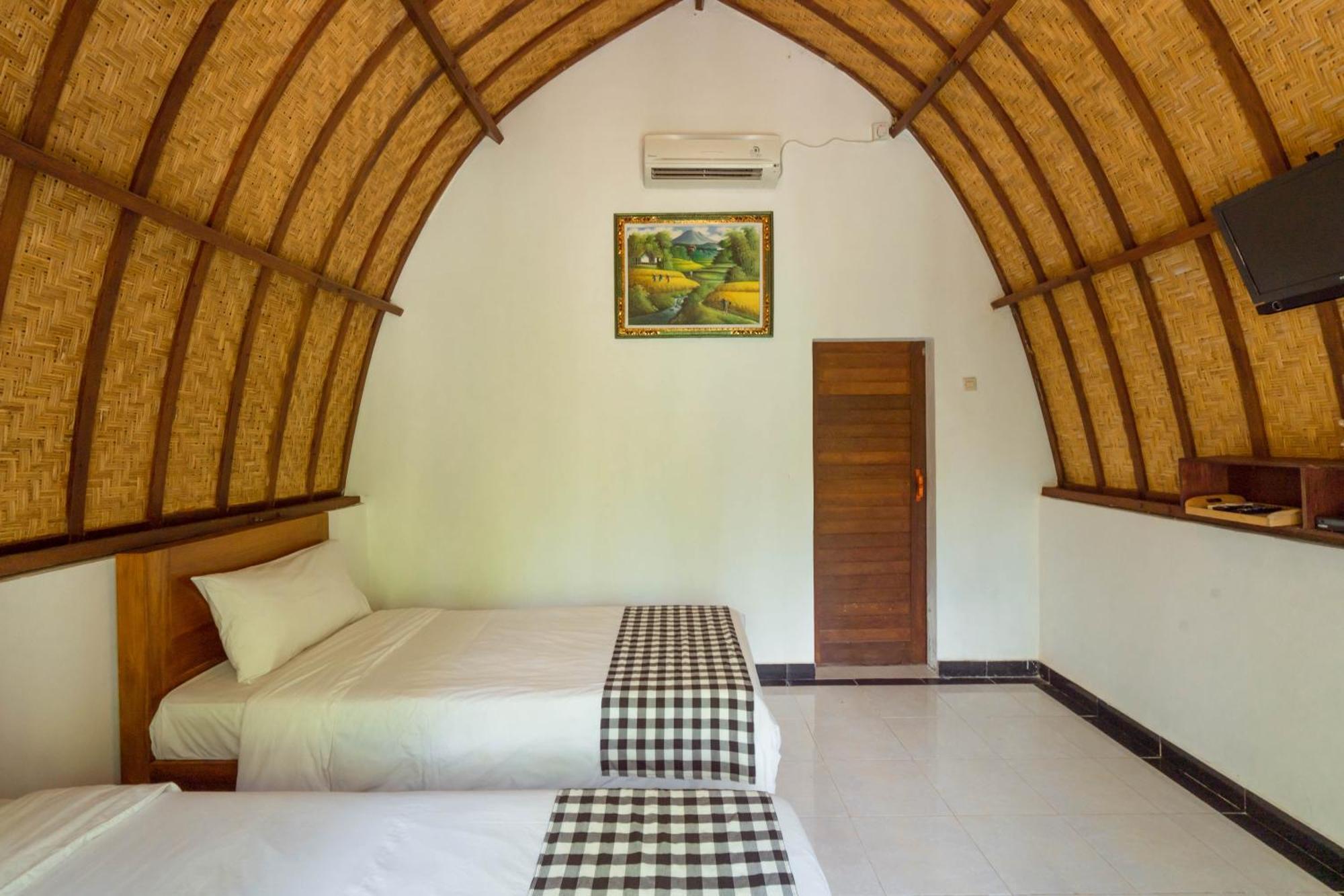 Ratu Cottage By Ourstory Travels Batununggul エクステリア 写真