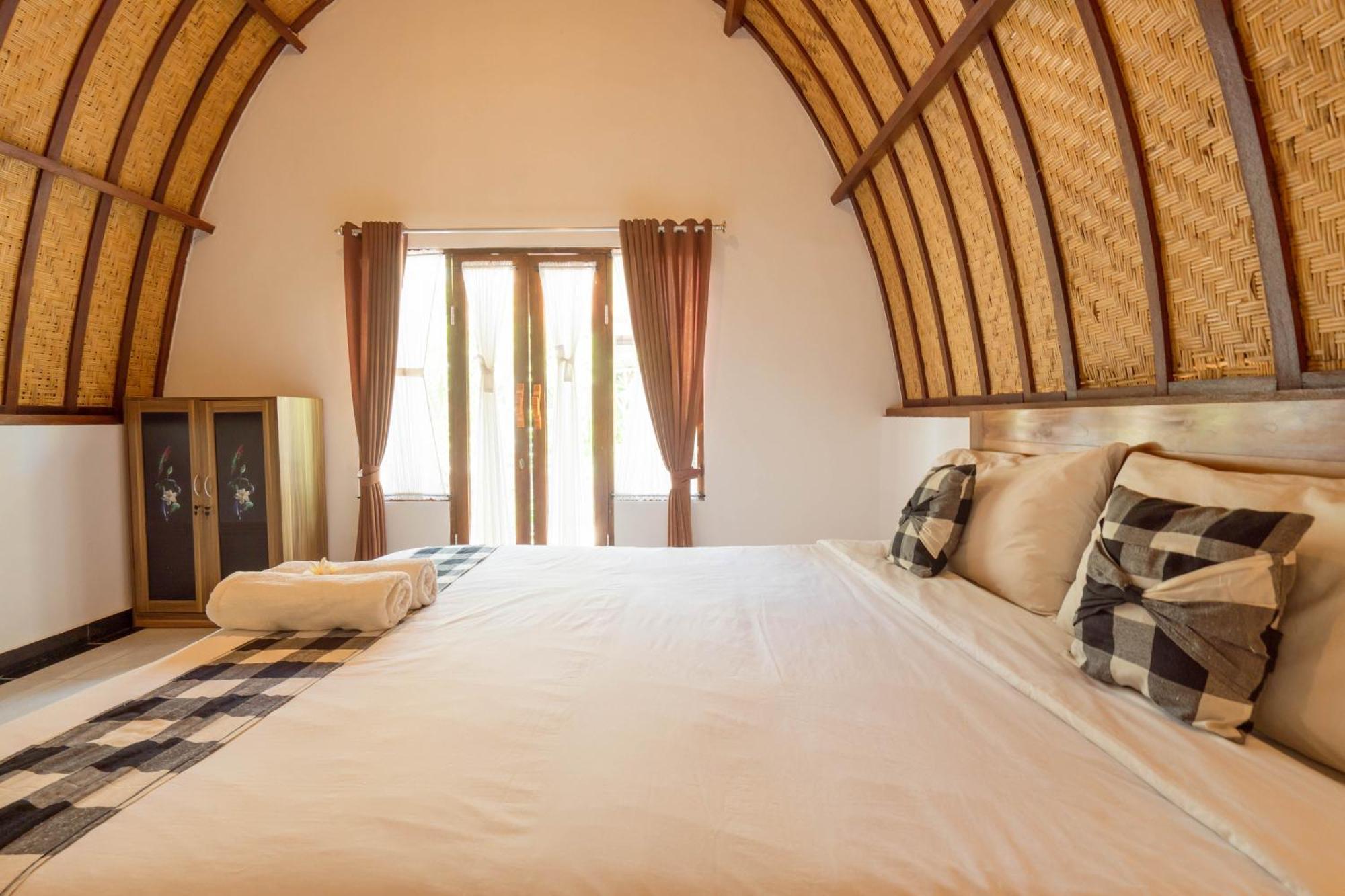 Ratu Cottage By Ourstory Travels Batununggul エクステリア 写真