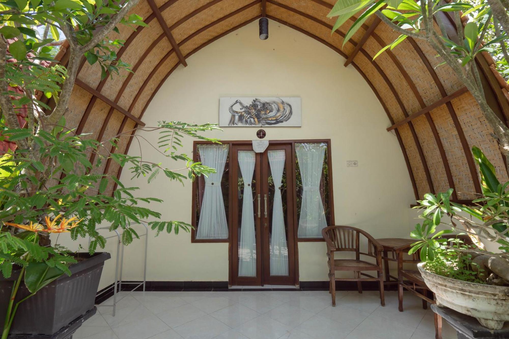Ratu Cottage By Ourstory Travels Batununggul エクステリア 写真