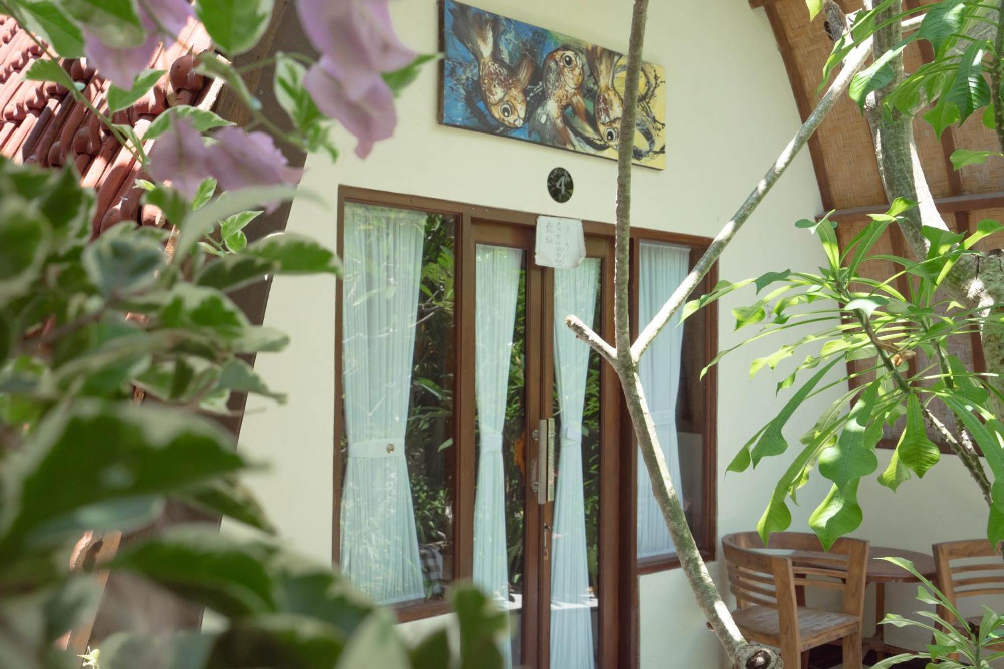 Ratu Cottage By Ourstory Travels Batununggul エクステリア 写真